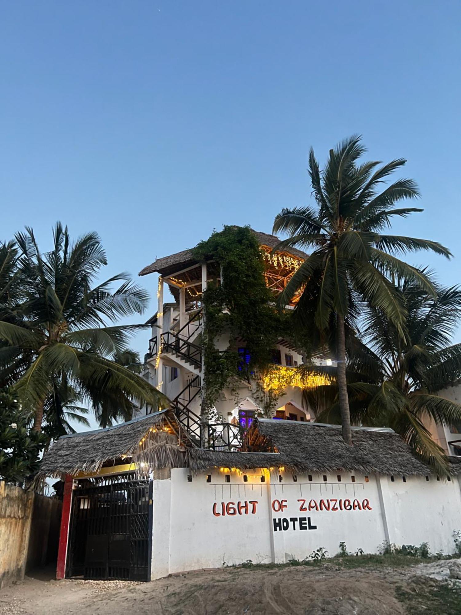 Light Of Zanzibar Hotel นูงวี ภายนอก รูปภาพ