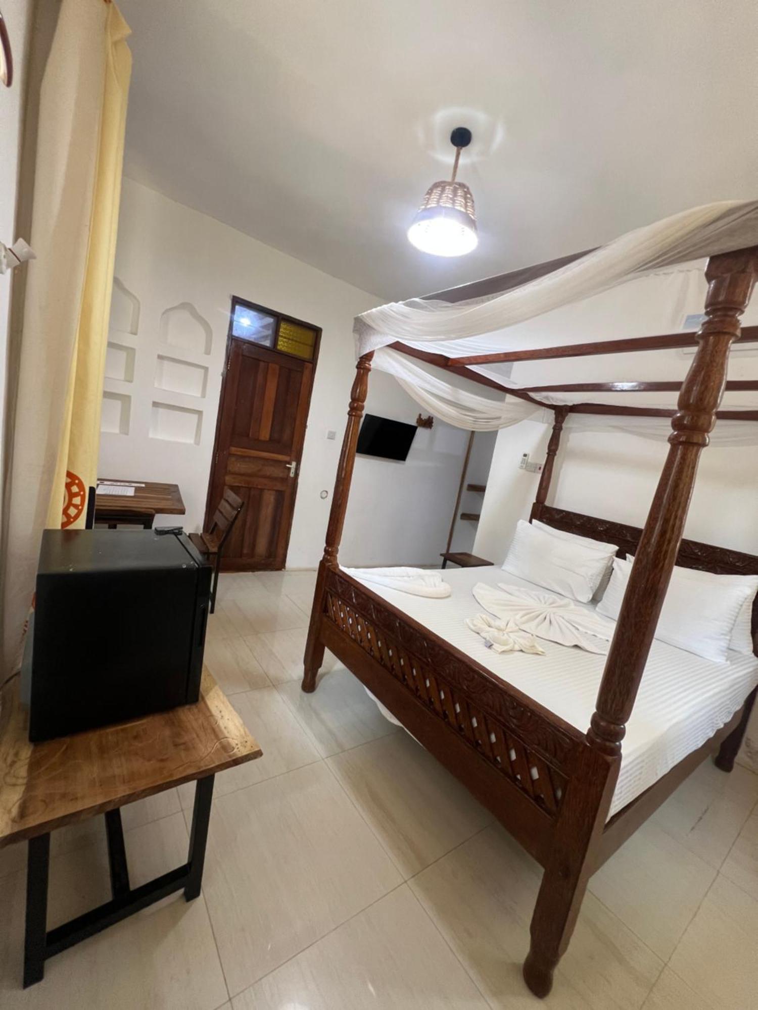 Light Of Zanzibar Hotel นูงวี ภายนอก รูปภาพ